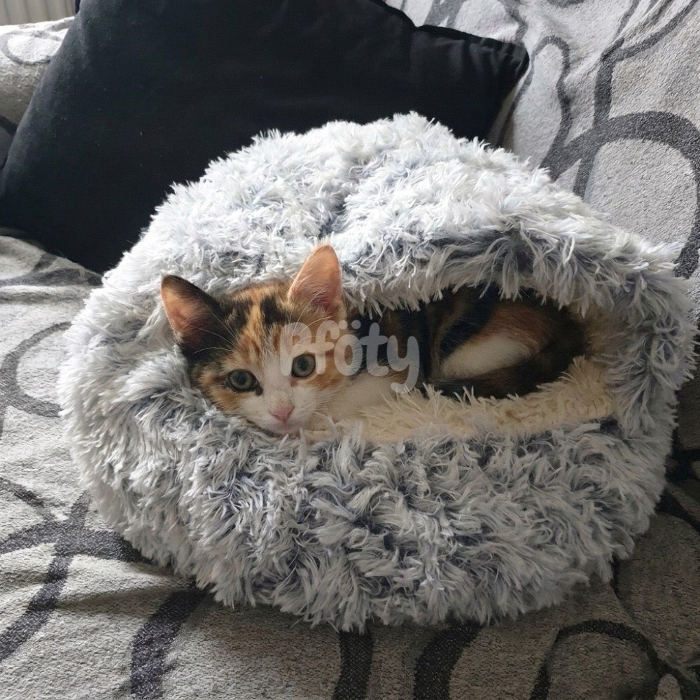 Plushy cocoon | Bett